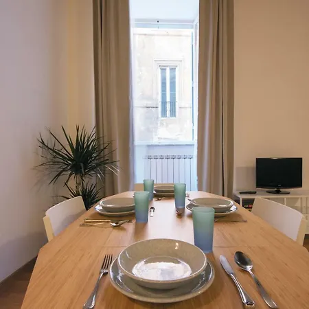 Pantheon - Pie Di Marmo Elegance Apartment